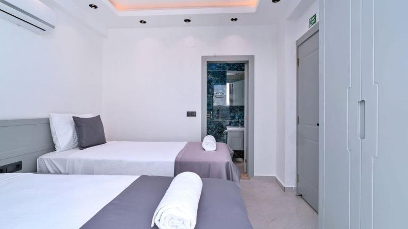 Kalkan 3 bedroom seaview villa with private pool hot tub - image 2