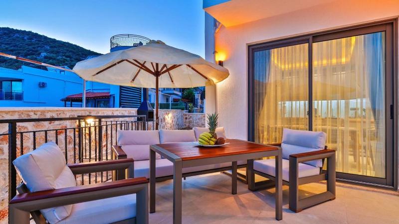 Kalkan 3 bedroom seaview villa with private pool hot tub - image 31