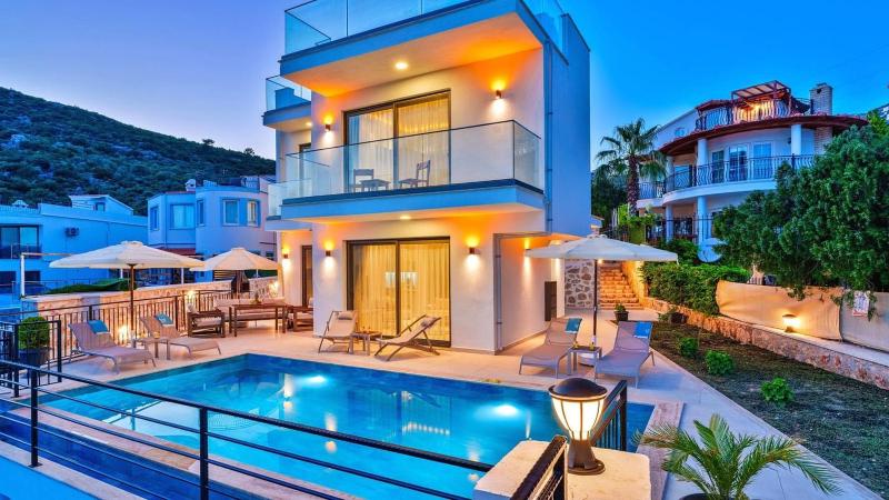 Kalkan 3 bedroom seaview villa with private pool hot tub - image 12