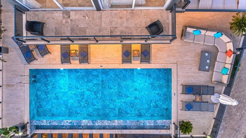 Luxury 5 bedroom seaview villa with private heated pool - image 24
