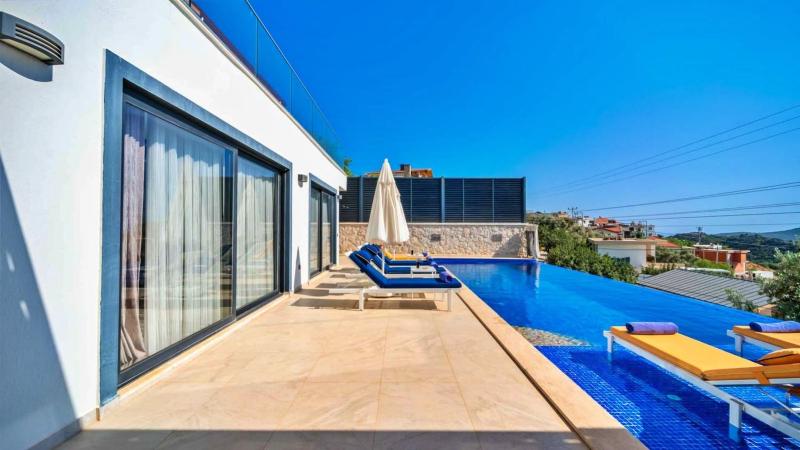 Kalkan 3 bedroom villa with private pool - image 19