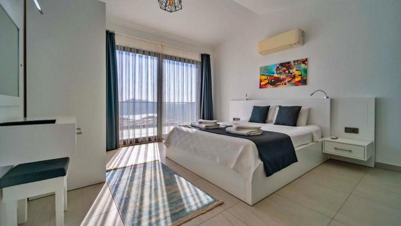 Kalkan 3 bedroom villa with private pool - image 50
