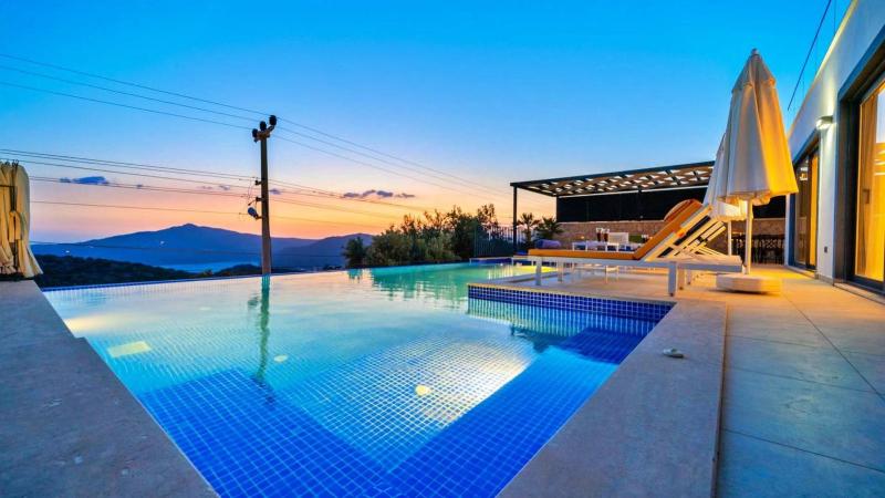 Kalkan 3 bedroom villa with private pool - image 43