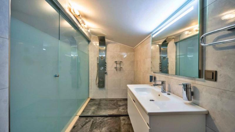 Kalkan 3 bedroom villa with private pool - image 20