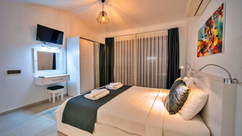 Kalkan 3 bedroom villa with private pool - image 17