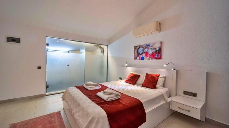 Kalkan 3 bedroom villa with private pool - image 38