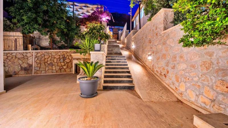 Kalkan 3 bedroom villa with private pool - image 6