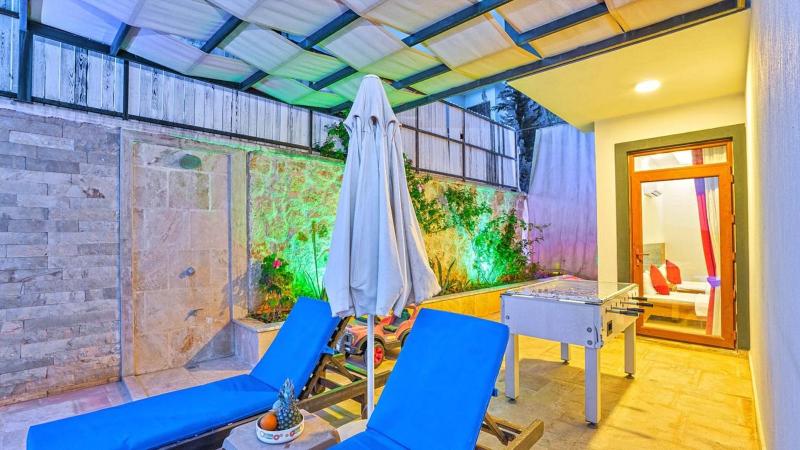 Kalkan 3 bedroom Luxury villa with private pool hot tub - image 40