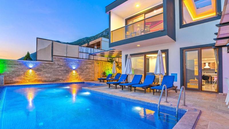 Kalkan 3 bedroom Luxury villa with private pool hot tub - image 21