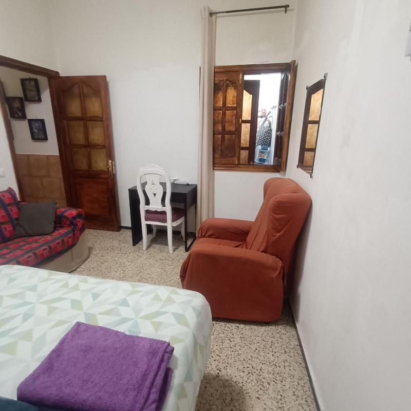 Cozy Private Room Near Las Canteras Beach in Las Palmas - image 14