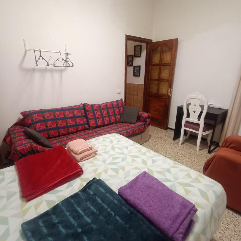 Cozy Private Room Near Las Canteras Beach in Las Palmas - image 23
