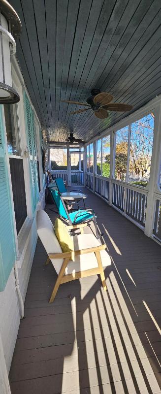 Barclay Cottage Inn - image 24