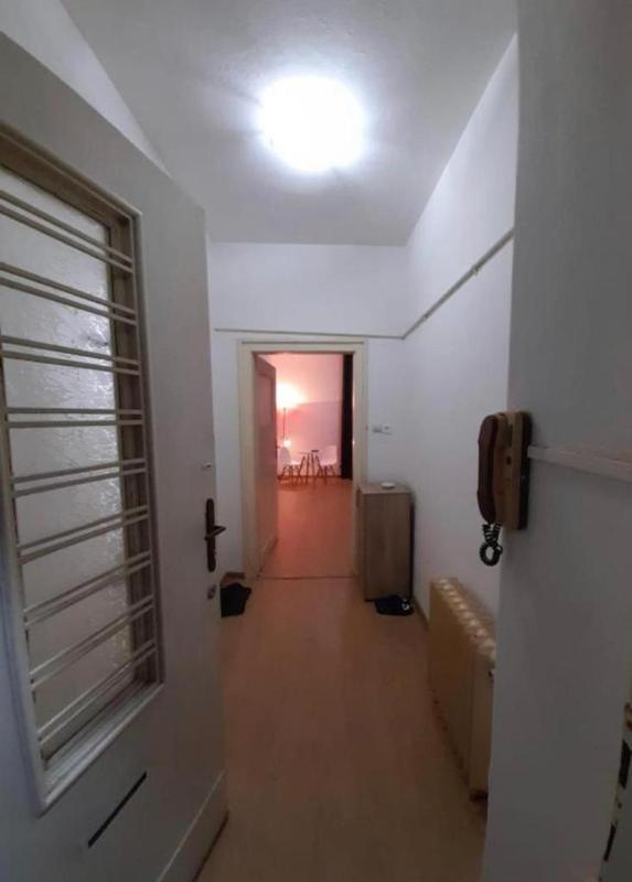 Unirii Square Apartament - image 9