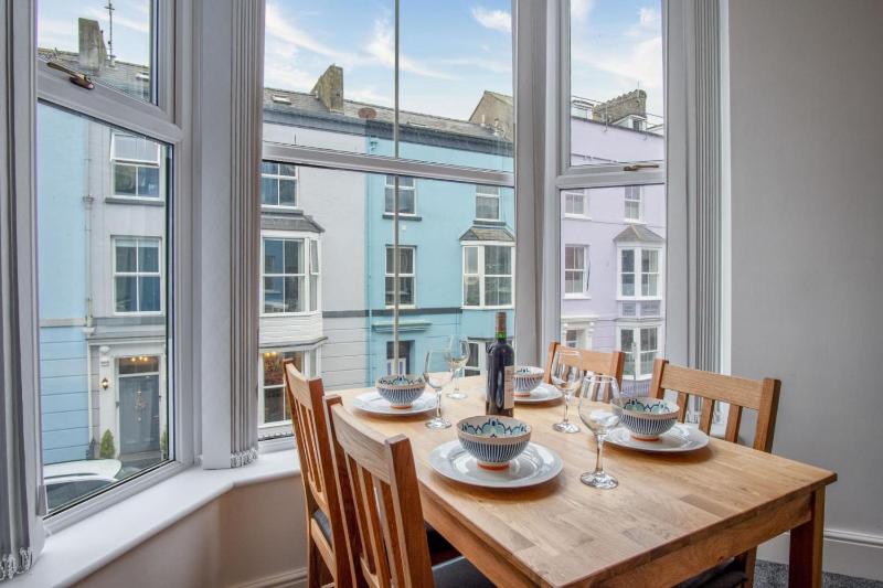 Caldey Island View - 2 Bedroom Apartment - Tenby - image 30