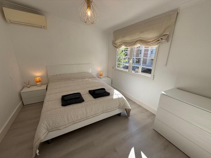 Casa Playa Albufereta a 1min con terraza para 6 By Turihome - image 35