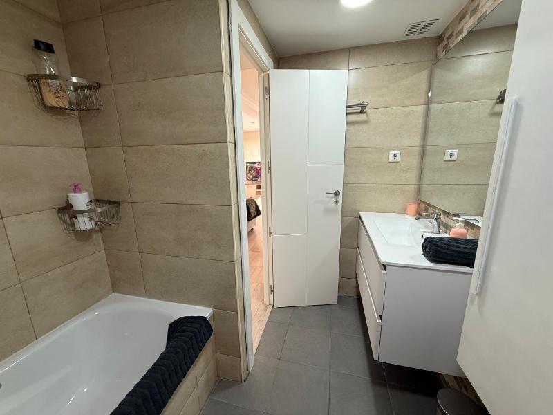 Casa Playa Albufereta a 1min con terraza para 6 By Turihome - image 32
