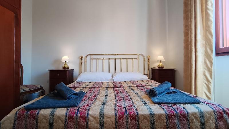 Guests Suite Accomodation in Villa nel Verde a Roma Aeroporto Ciampino - image 9