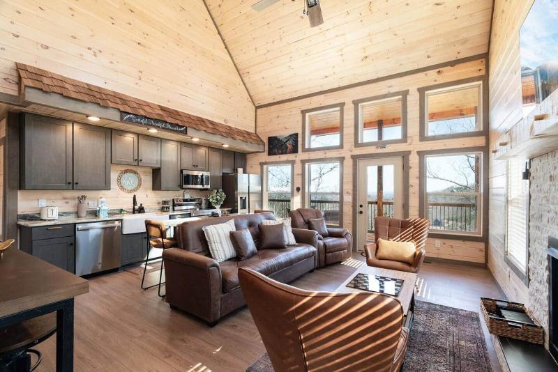 Timber Ridge Views Cabin - image 19