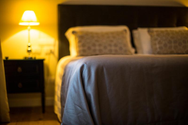 Classic Double Room image 2