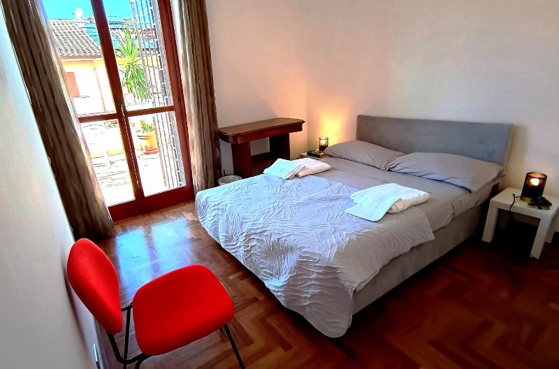 Guests Suite Accomodation in Villa nel Verde a Roma Aeroporto Ciampino - image 13