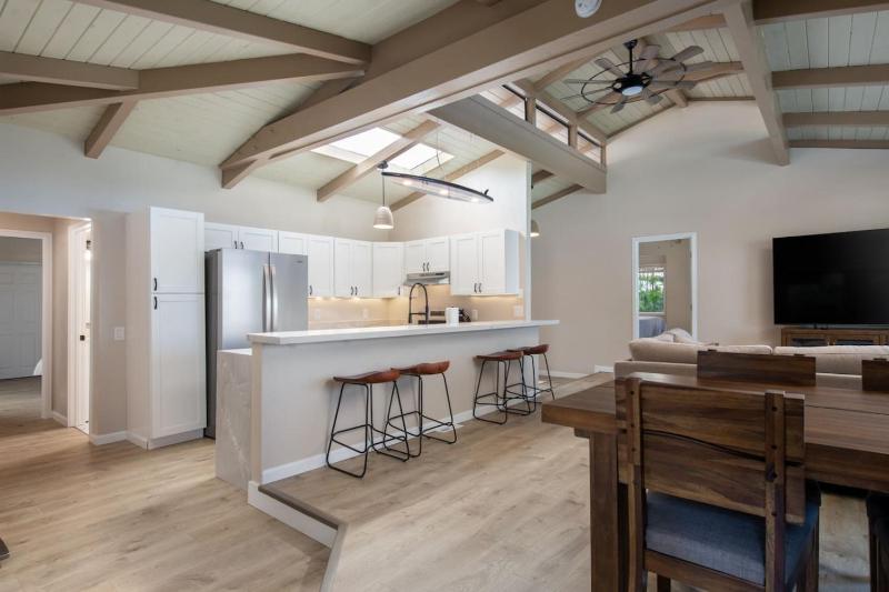 Kona Beach House Getaway - image 6