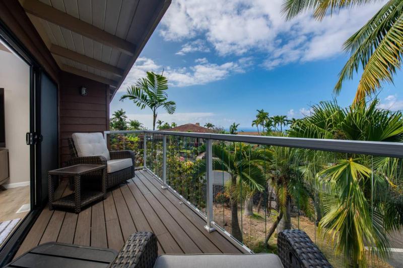 Kona Beach House Getaway - image 25