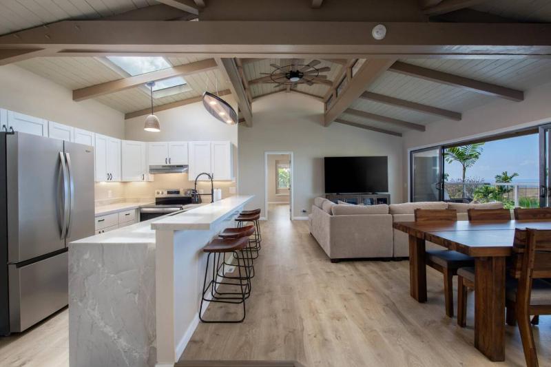 Kona Beach House Getaway - image 17