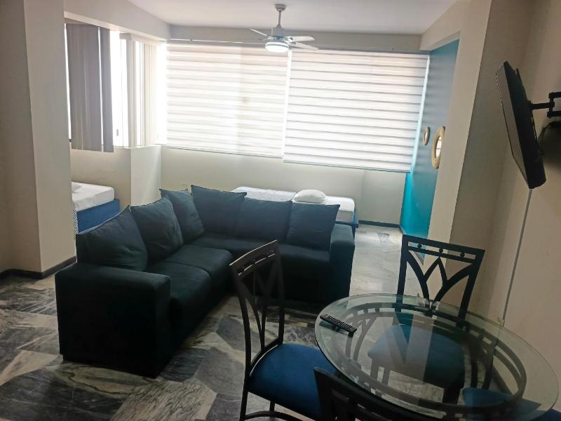 OCEANIk SUITES & HOTEL - image 4