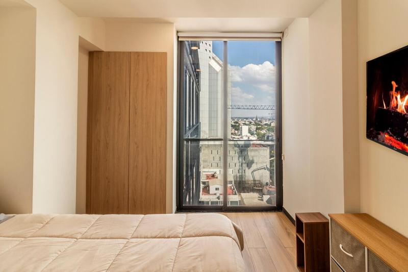 Two-level apartment with a view in Chapultepec - image 8