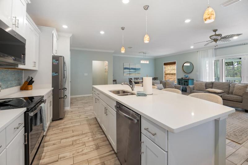 6613 Carlinga Drive By Pkrm - image 28