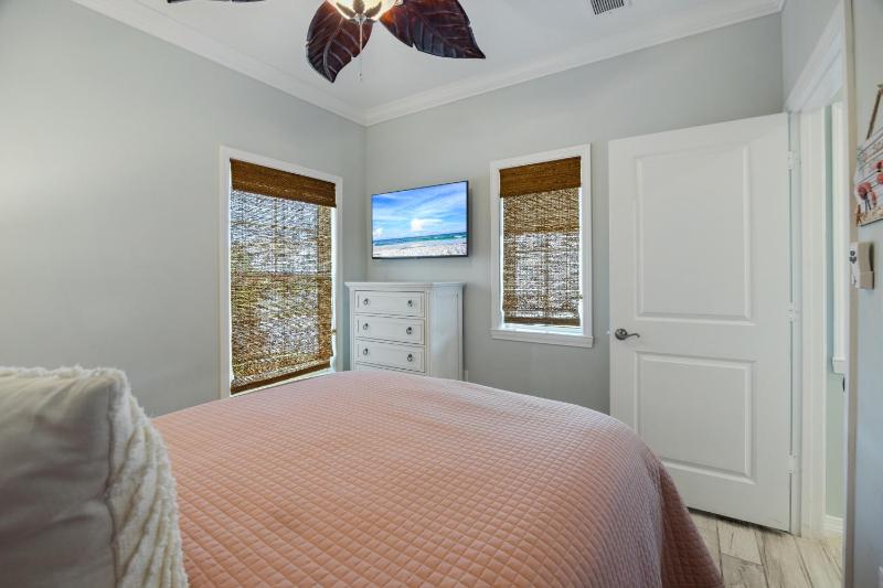 6613 Carlinga Drive By Pkrm - image 16