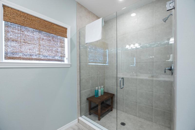 6613 Carlinga Drive By Pkrm - image 39