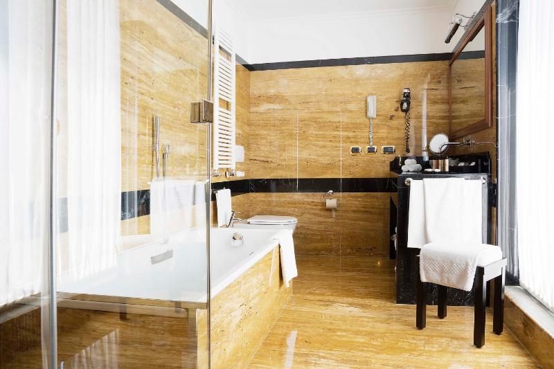 Suite image 2