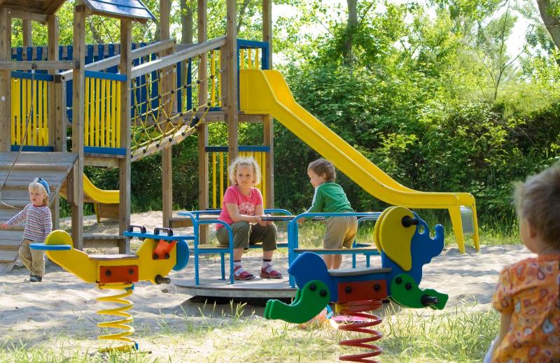 Happy Camp Mobile Homes in Camping Village Rosapineta - image 24