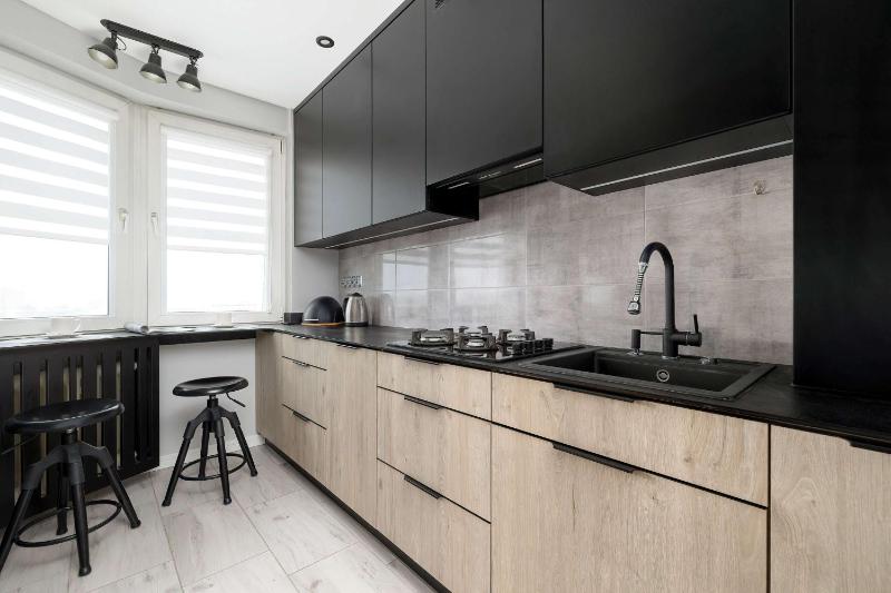 Unique One Bedroom Apartment with Balcony in Rzeszów by Noclegi Renters - image 6