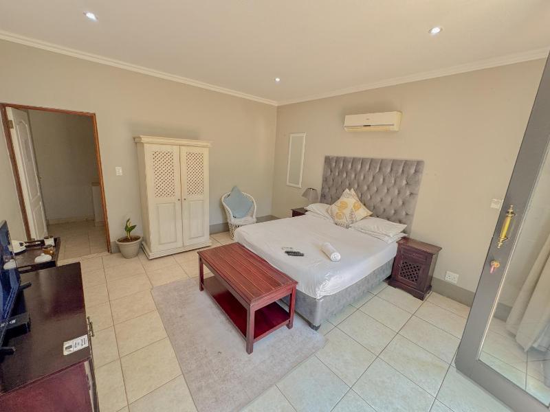 Amoris Guesthouse - Waterkloof ridge - image 8