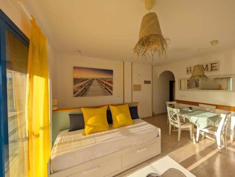 Livingtarifa La Isla - image 19