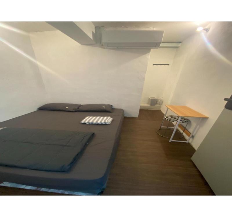 Hotel O J Stay Guesthouse - image 22