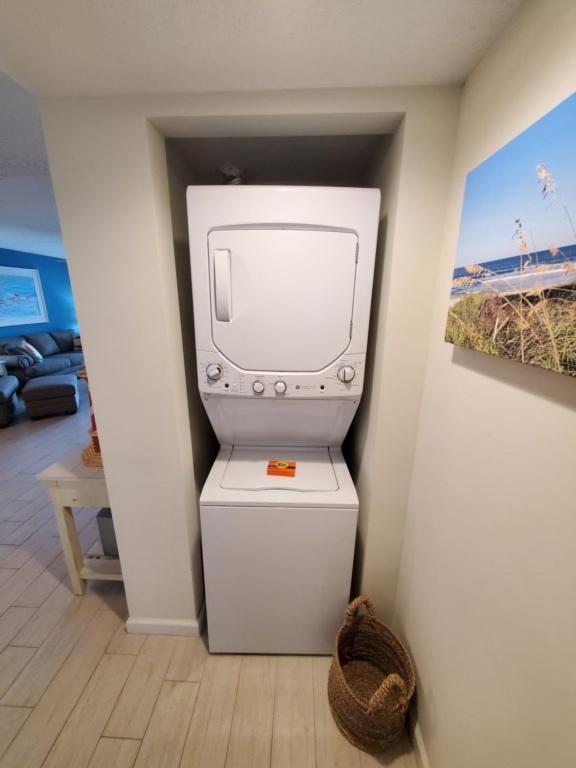 Summerhouse 104- Direct Oceanfront condo - image 3