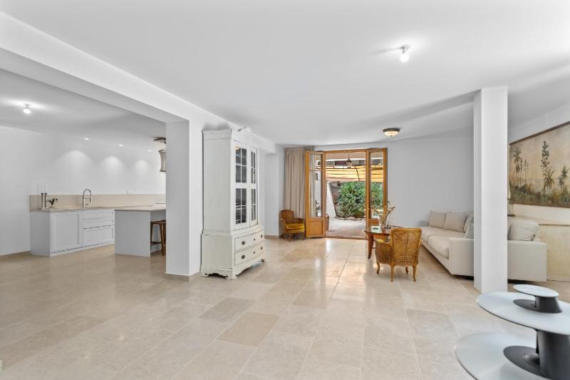 REF 2177- Exceptional Villa in the Heart of Cannes 5mins from La Croisette - image 26