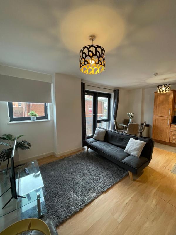 Empire Serviced Apartments - image 12