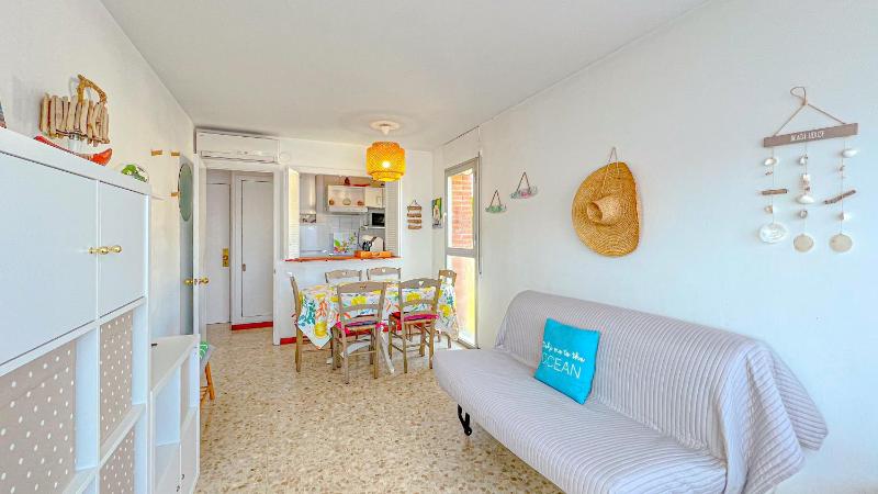 Vivalidays Jocelyne - Fenals - LLoret de Mar - image 9