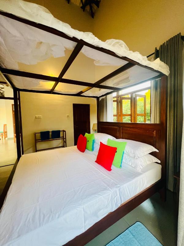 Rooshan Villa - image 25