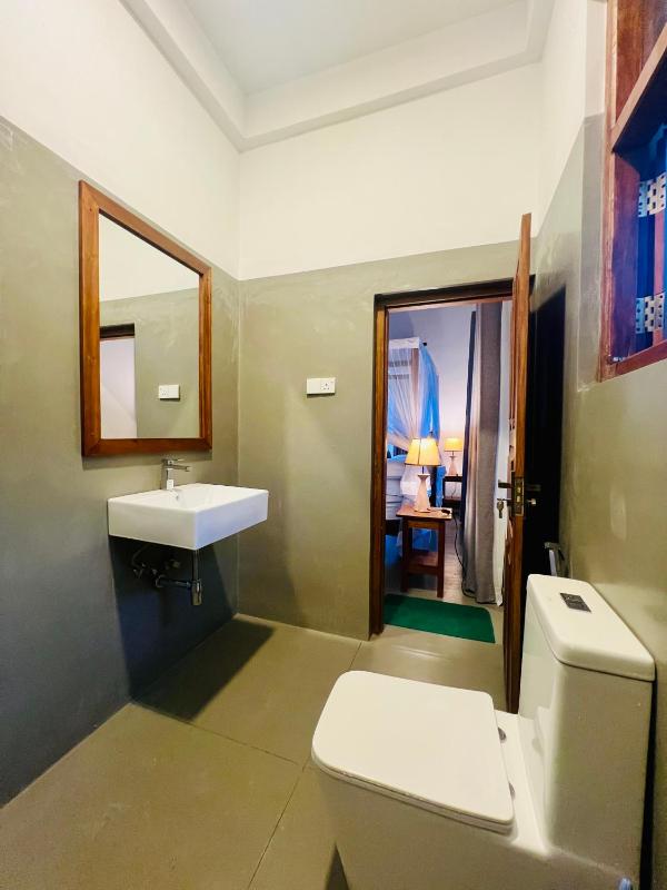 Rooshan Villa - image 29