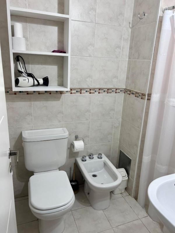 Departamento amplio 3 personas Zona Nueva Córdoba - image 2