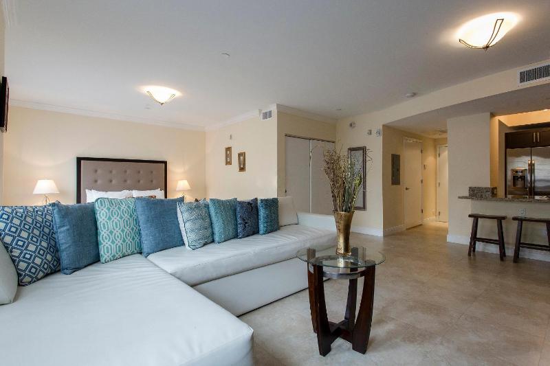Westover Arms Hotel - image 20