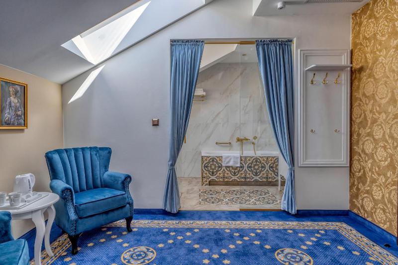 Czeczotka Palace Apartments Old Town - image 15