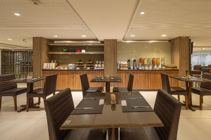 Manaira Hotel - image 2