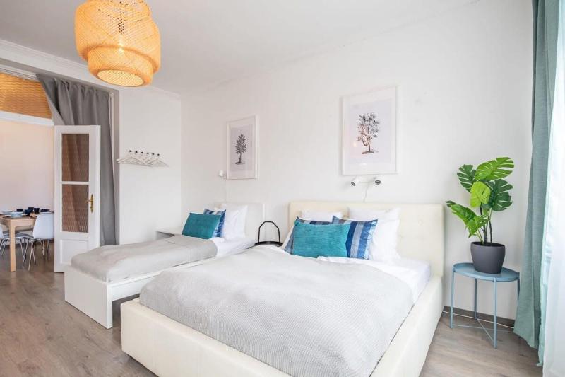Central Simple and Spacious Home - image 7