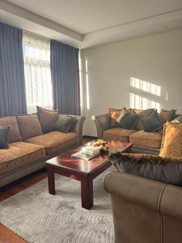 Richland Apartments - image 1